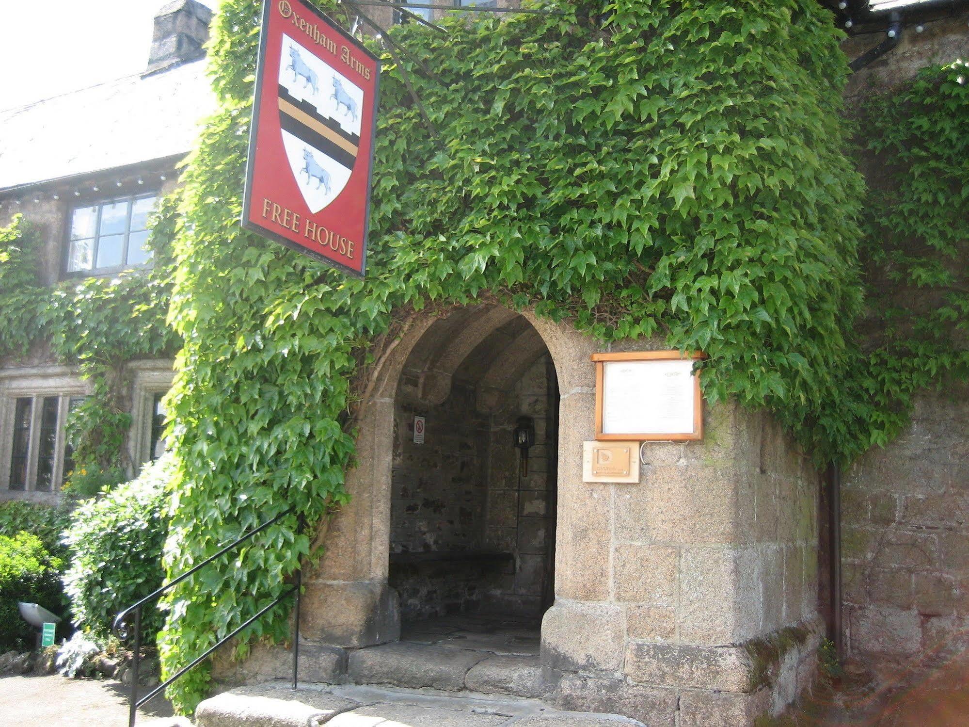 The Oxenham Arms Hotel Devon South Zeal Extérieur photo